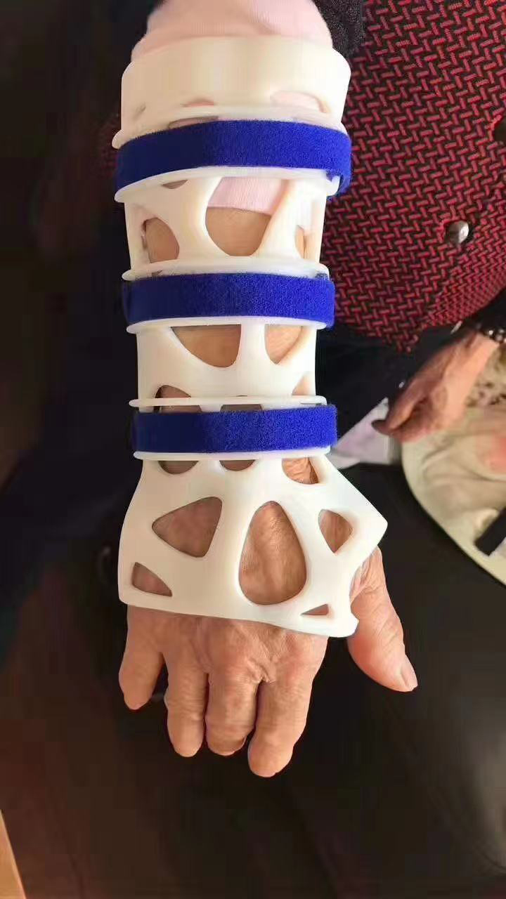 1-(4).jpg