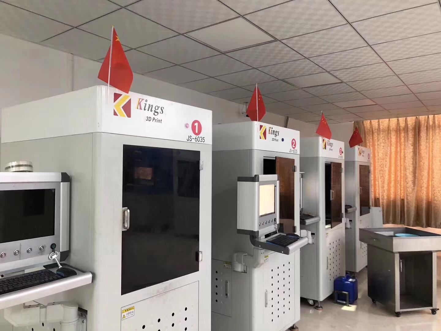 威立三维公司实拍-3D打印车间3.jpg